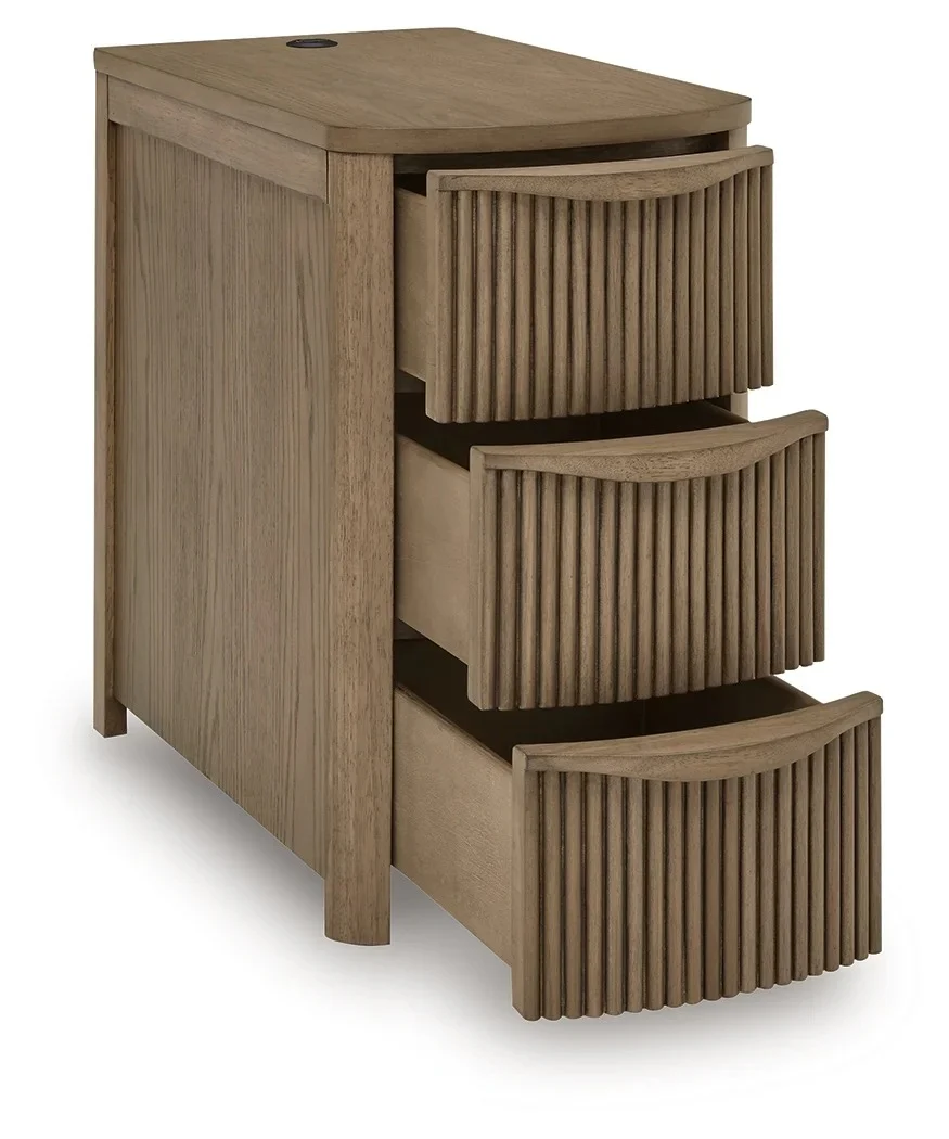 Camdill Chairside Table - Image 4